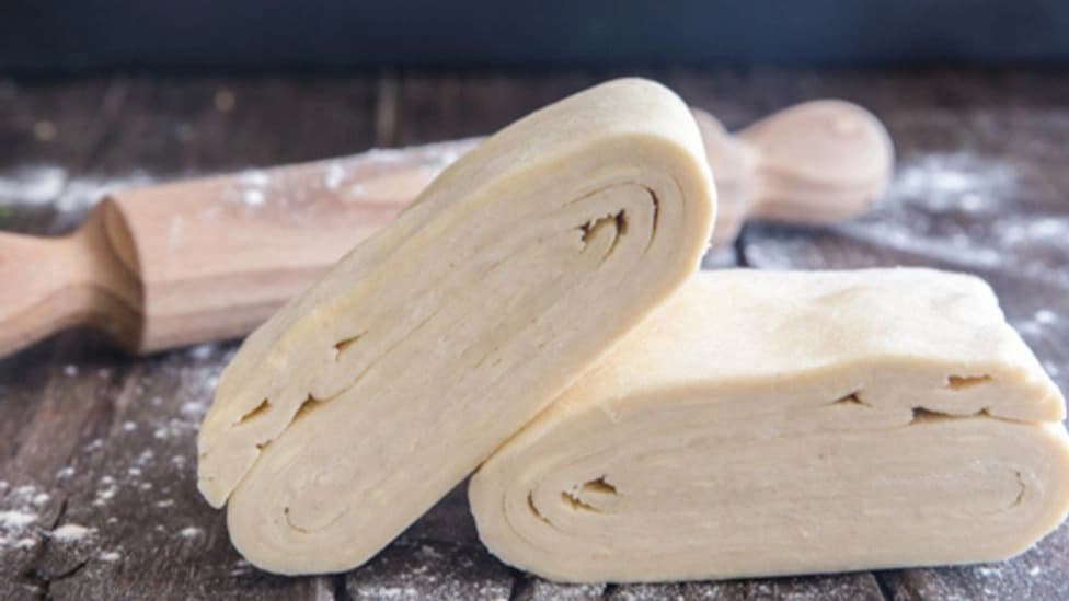 انواع خمیر شیرینی پزی